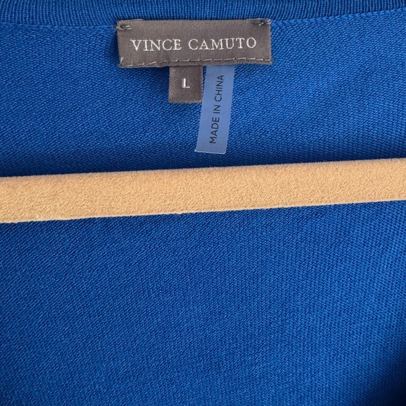 NWT Vince Camuto Asymmetrical V-Neck Sweater Azure Blue Black Stripe Hem Size L - Picture 7 of 9